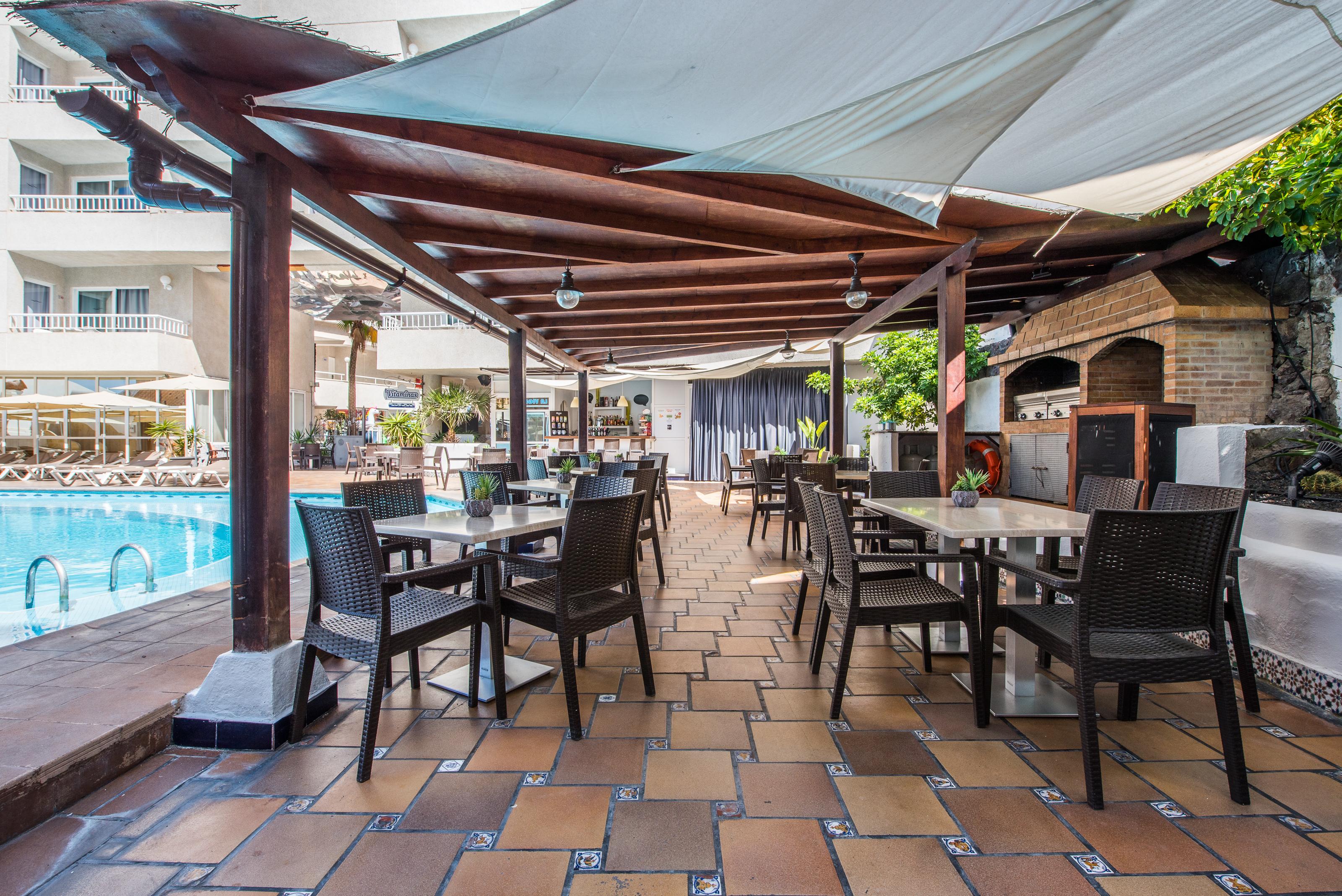 Vigilia Park Aparthotel Puerto de Santiago  Exteriör bild